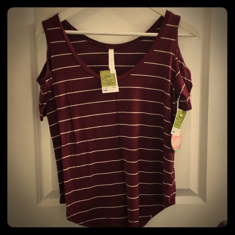 Love Charm, Cold Shoulder Stripped T-Shirt
